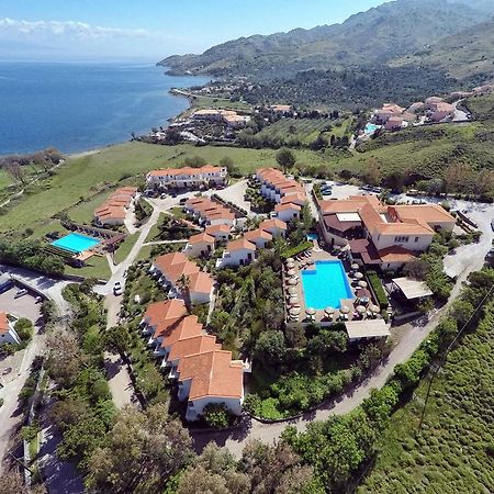 Belvedere Aeolis Hotel Mithimna Buitenkant foto