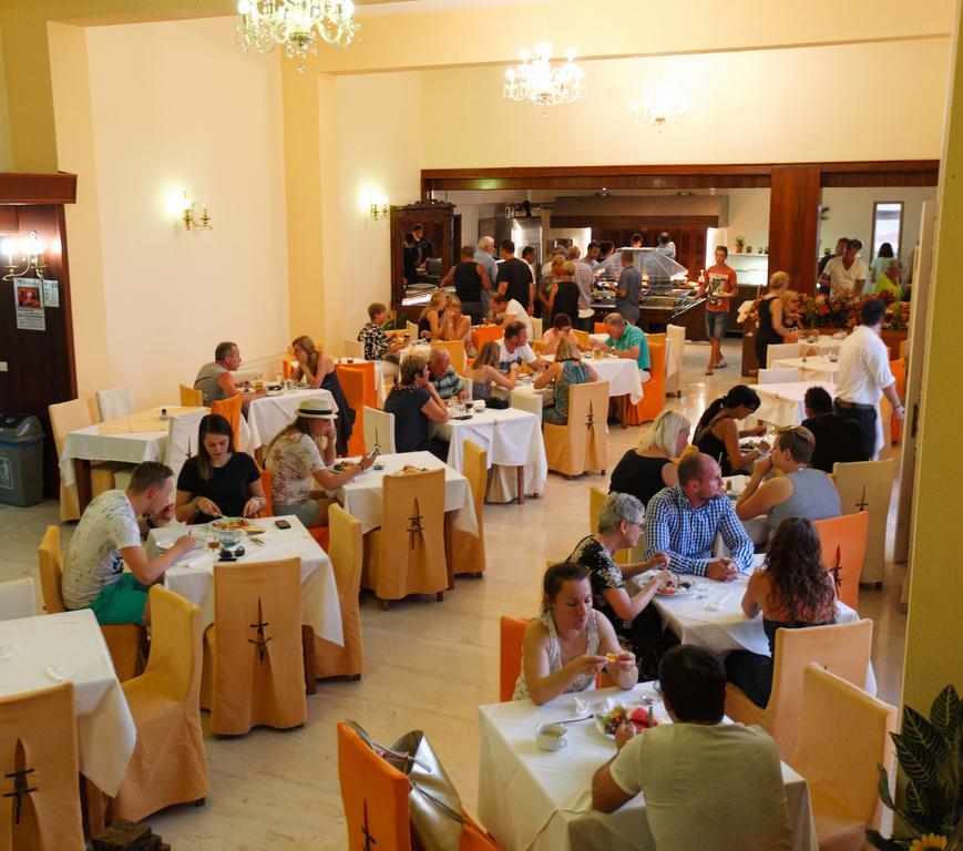 Belvedere Aeolis Hotel Mithimna Buitenkant foto