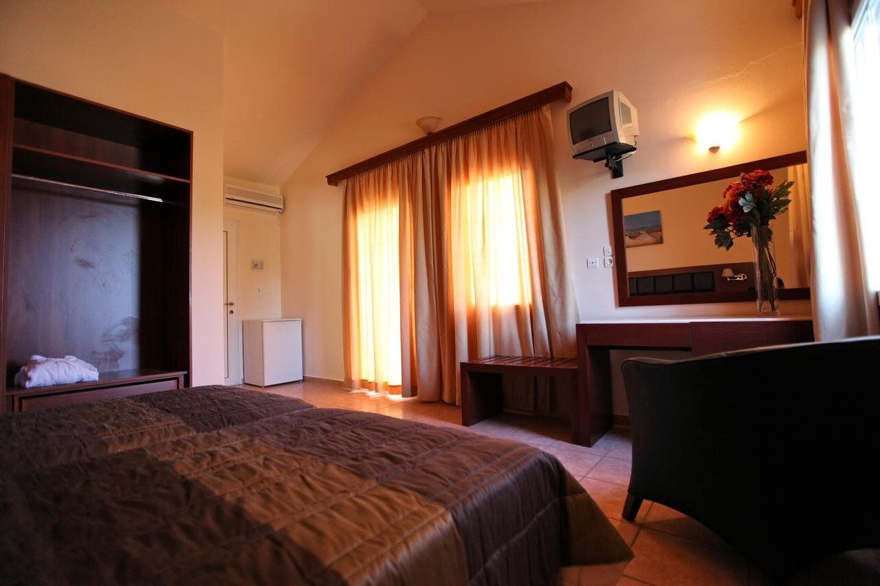 Belvedere Aeolis Hotel Mithimna Buitenkant foto